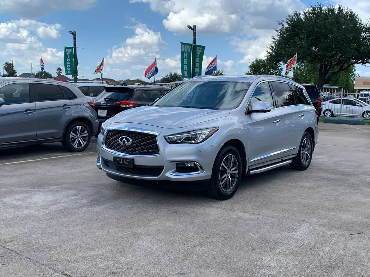 Used 2017 INFINITI QX60 FWD w/ Premium Plus Package image 4