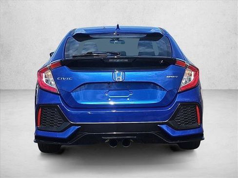 Used 2018 Honda Civic Sport image 2