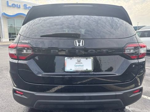Used 2023 Honda Pilot LX image 6