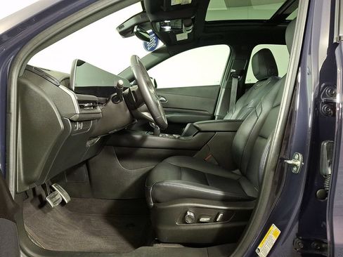 Used 2024 Cadillac XT4 Sport w/ Cold Weather Package AWD/4WD image 15