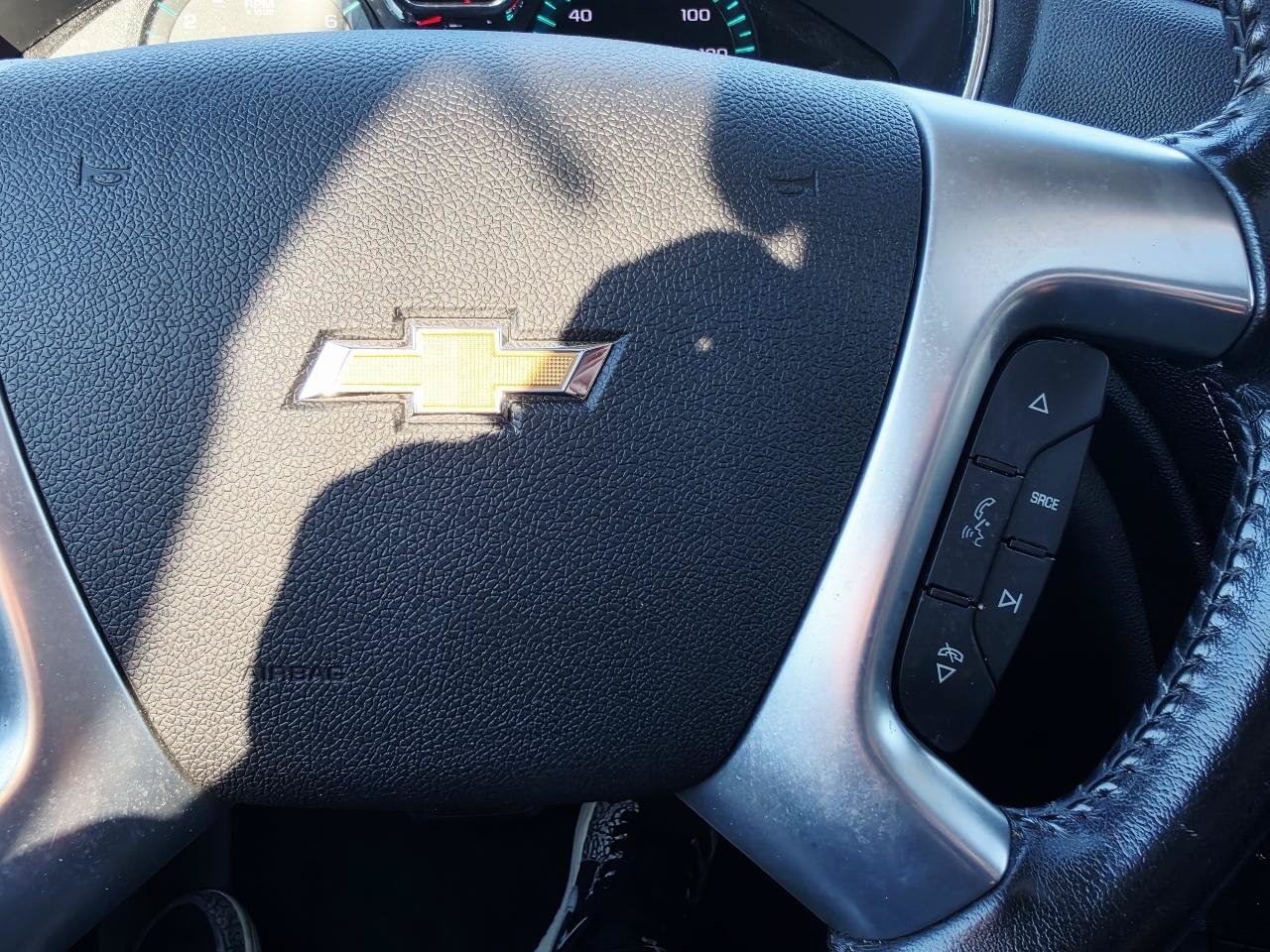 Used 2017 Chevrolet Traverse LT FWD image 33