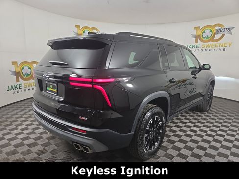 Certified 2025 Chevrolet Traverse Z71 image 9