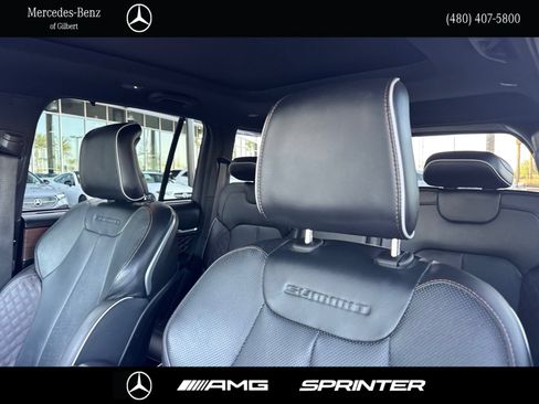 Used 2024 Jeep Grand Cherokee Summit w/ Luxury Tech Group V AWD/4WD image 17