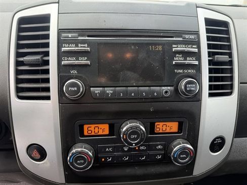 Used 2014 Nissan Frontier SV w/ SV Value Truck Package AWD/4WD image 16
