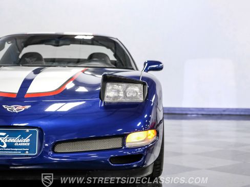 Used 2004 Chevrolet Corvette Z06 w/ Z06 Preferred Equipment Group image 19