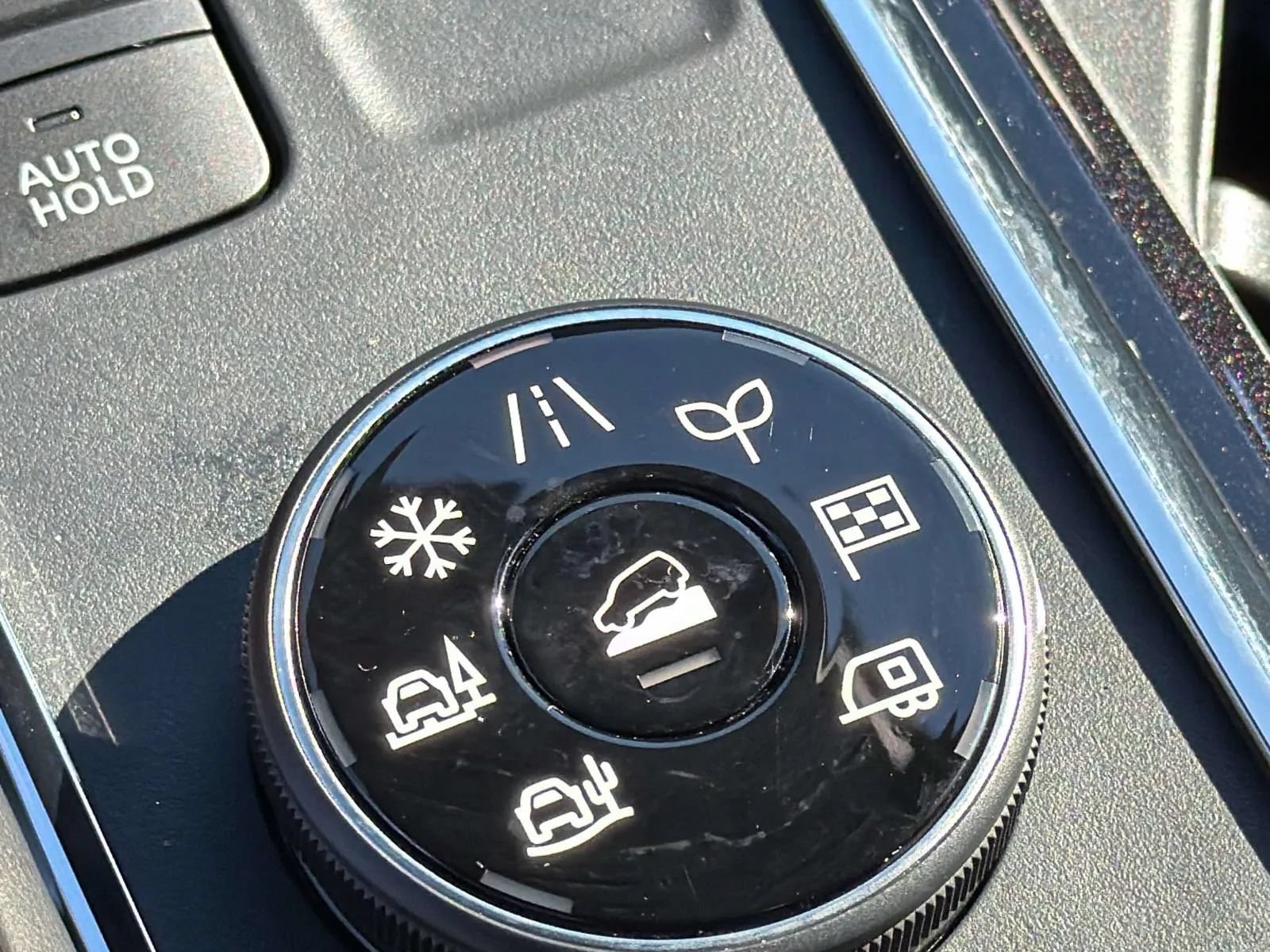Used 2024 Nissan Pathfinder Rock Creek AWD/4WD image 31