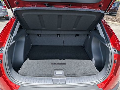 Used 2025 Hyundai Kona SEL FWD image 13