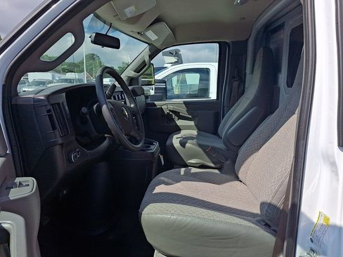 New 2026 Chevrolet Express 3500 w/ Power Convenience Package RWD image 9