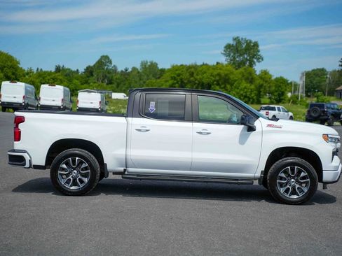 Used 2024 Chevrolet Silverado 1500 RST AWD/4WD image 4