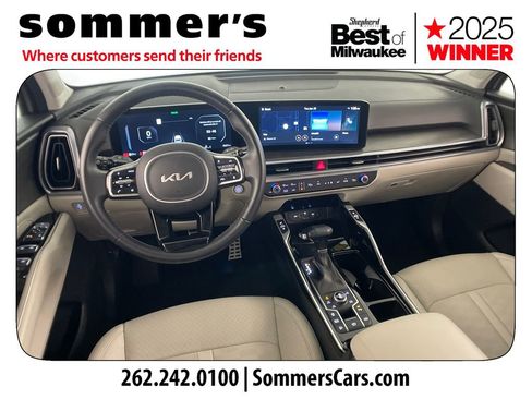 Used 2025 Kia Sorento SX AWD/4WD image 12
