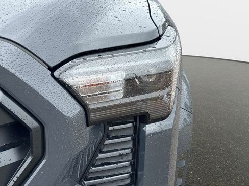 New 2026 Toyota Tacoma SR5 image 9