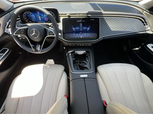 New 2026 Mercedes-Benz E 350 4MATIC Sedan image 21