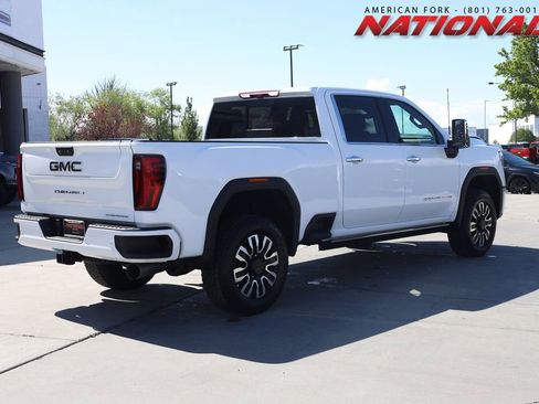 New 2026 GMC Sierra 3500 Denali Ultimate AWD/4WD image 6