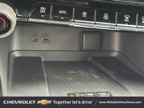 New 2026 Chevrolet Traverse LT FWD image 19