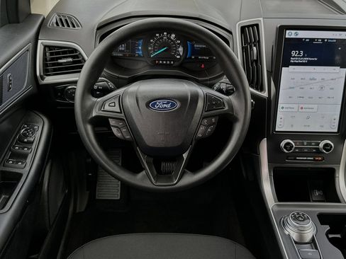 New 2024 Ford Edge SE w/ Black Appearance Package image 12