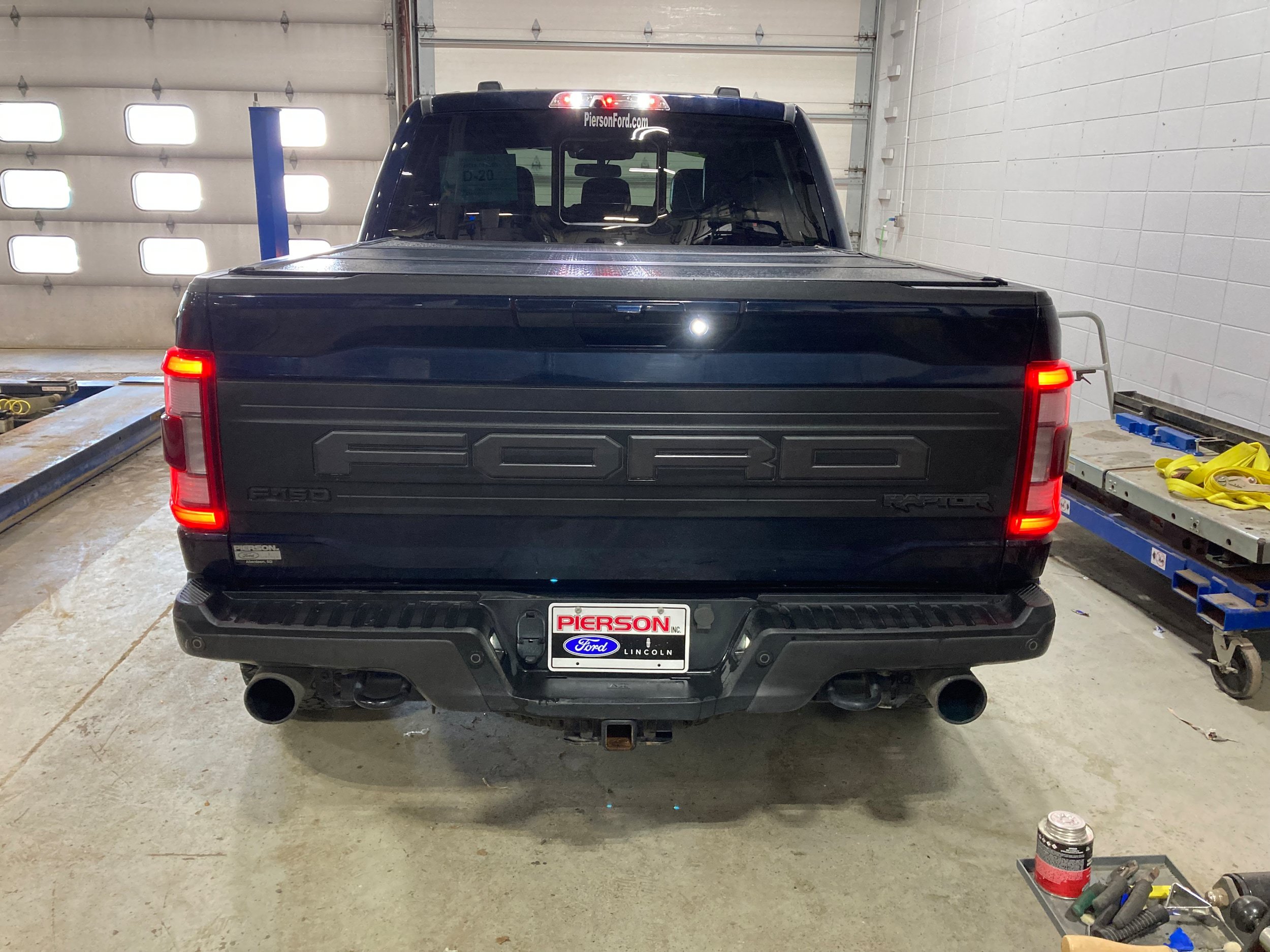 Used 2023 Ford F150 Raptor w/ Raptor 37 Performance Package AWD/4WD image 15