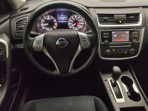 Used 2016 Nissan Altima 2.5 S w/ Power Driver Seat Package FWD image 22