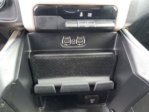 Used 2020 RAM 1500 Laramie image 34