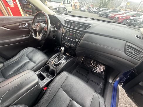 Used 2018 Nissan Rogue SL image 34