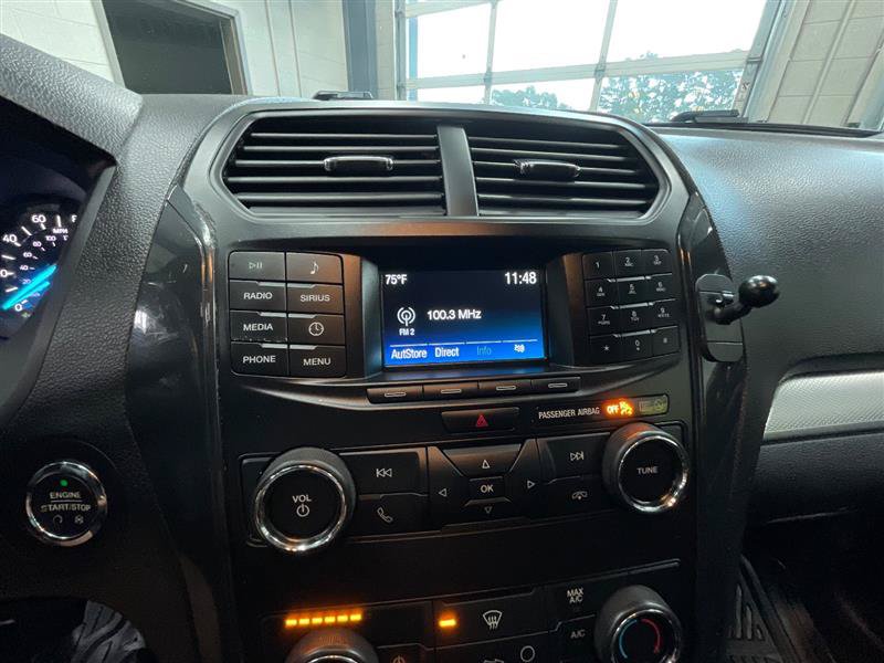 Used 2018 Ford Explorer XLT w/ Class II Trailer Tow Package FWD image 17