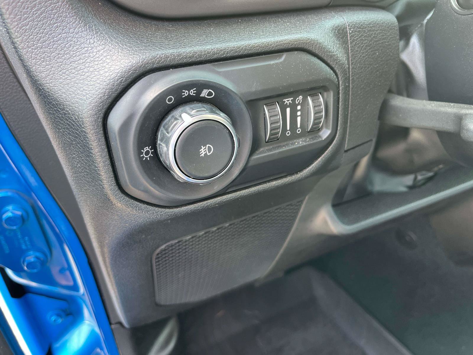 Used 2022 Jeep Wrangler Unlimited Sport AWD/4WD image 28