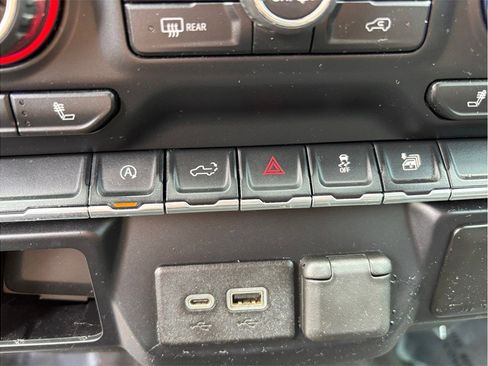 Used 2020 Chevrolet Silverado 1500 LT w/ All-Star Edition image 33