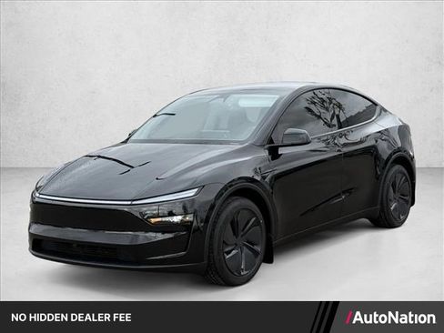 Used 2026 Tesla Model Y 2WD image 1
