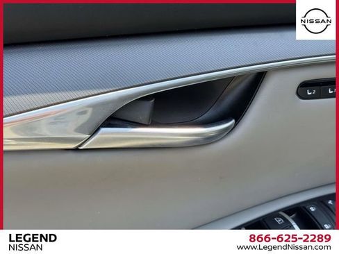 Used 2023 INFINITI QX50 Luxe AWD/4WD image 16