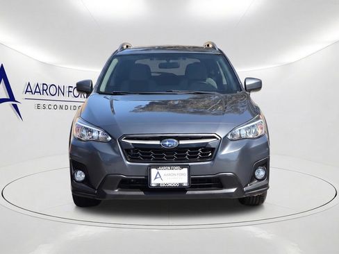 Used 2020 Subaru Crosstrek 2.0i Premium w/ Moonroof Package 1 AWD/4WD image 2