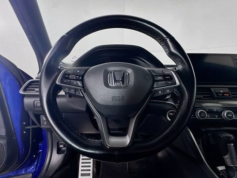 Used 2019 Honda Accord Sport image 12