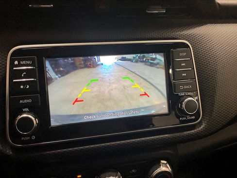 Used 2024 Nissan Kicks S image 21