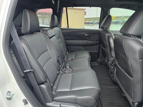 Used 2021 Honda Passport Elite image 14