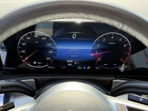 Certified 2025 Mercedes-Benz GLB 250 250 4MATIC image 13