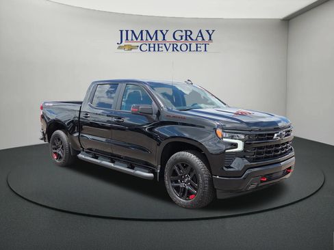 New 2026 Chevrolet Silverado 1500 RST w/ Redline Edition AWD/4WD image 7