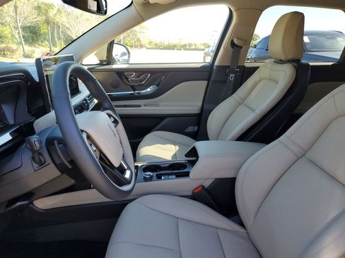 New 2026 Lincoln Corsair Grand Touring image 21