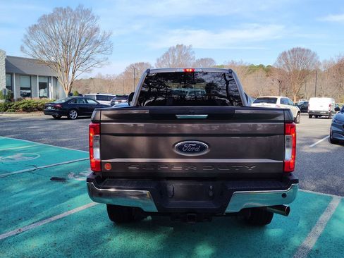 Used 2019 Ford F250 XLT w/ XLT Premium Package image 8