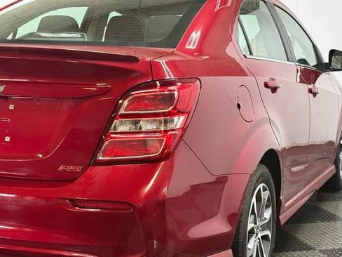 Used 2020 Chevrolet Sonic LT w/ Convenience Package image 12