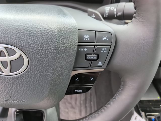 Used 2026 Toyota Camry XSE FWD image 15