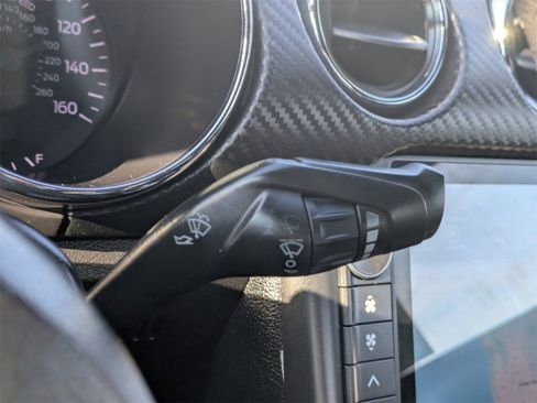 Used 2015 Ford Mustang Coupe image 27