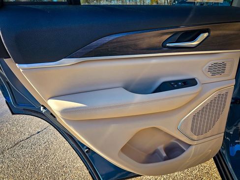 New 2026 Jeep Grand Cherokee Limited AWD/4WD image 33