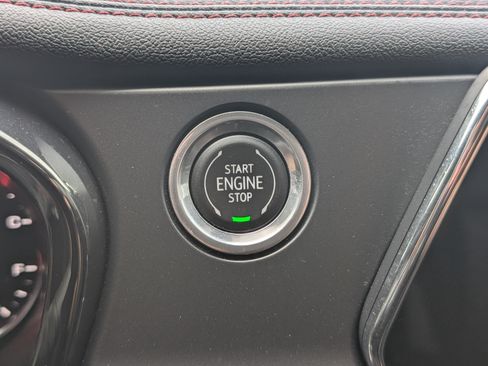 Used 2021 Chevrolet Blazer RS w/ Enhanced Convenience Package FWD image 35