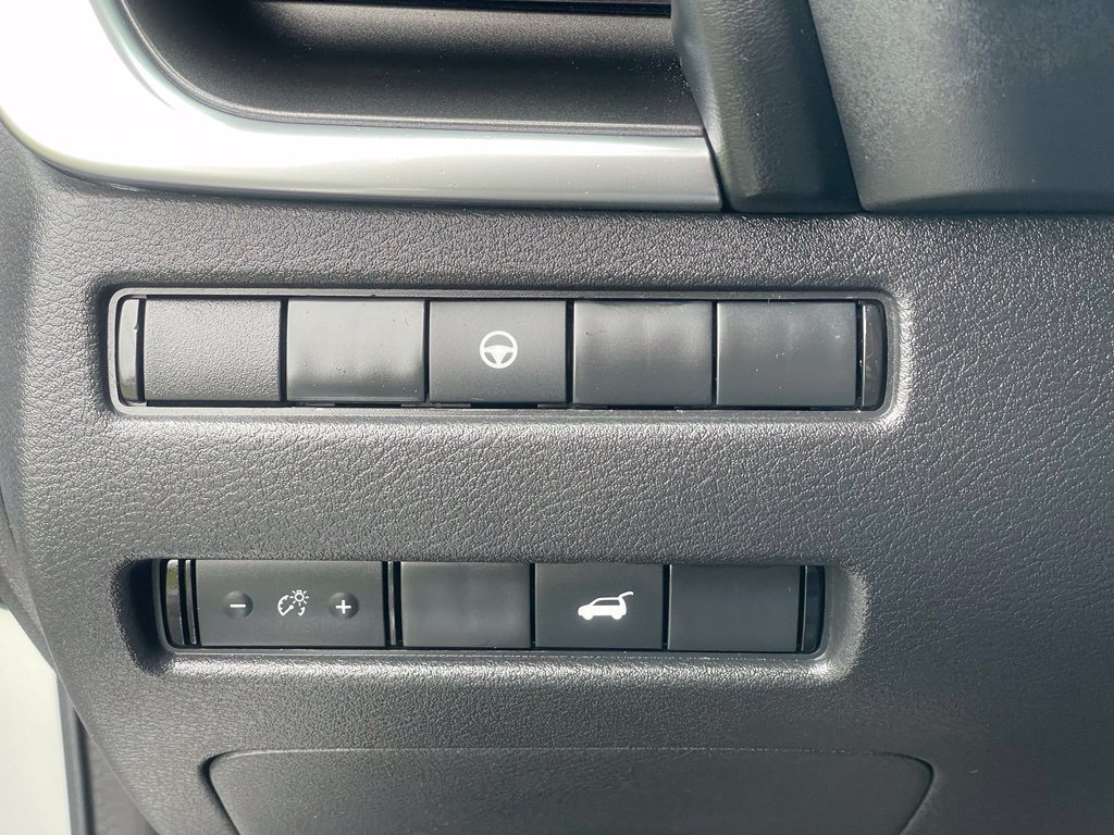Certified 2023 Nissan Rogue SV w/ SV Premium B Package AWD/4WD image 18