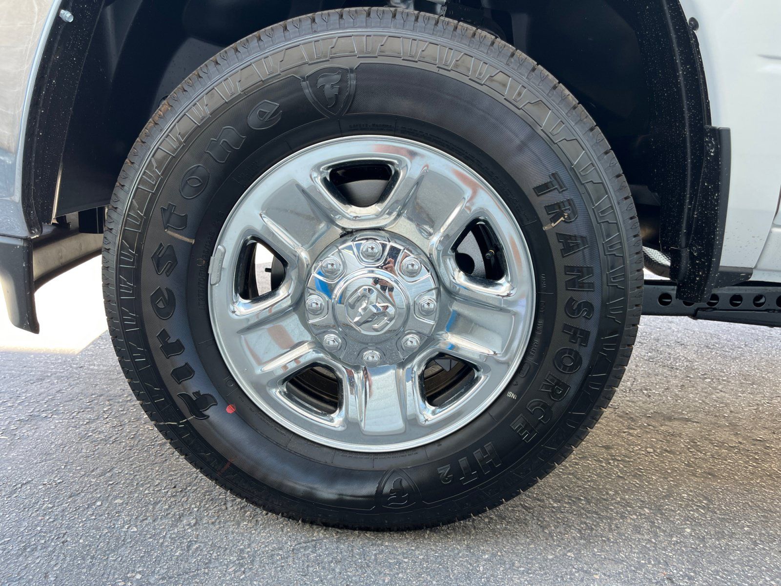New 2026 RAM 2500 Tradesman w/ Chrome Appearance Group AWD/4WD image 31