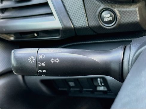 Certified 2023 Subaru Forester AWD/4WD image 12