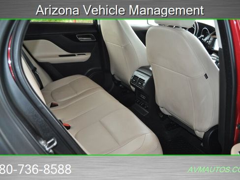 Used 2017 Jaguar F-PACE Premium AWD/4WD image 27