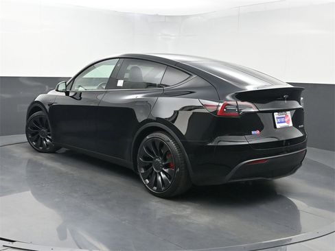Used 2022 Tesla Model Y Performance image 20