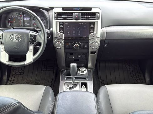 Used 2022 Toyota 4Runner SR5 Premium AWD/4WD image 18