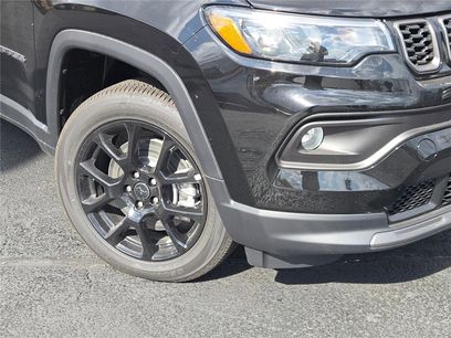 New 2026 Jeep Compass Latitude