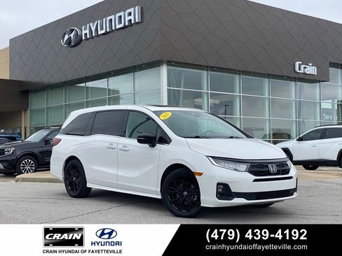 Used 2025 Honda Odyssey Sport-L image 1