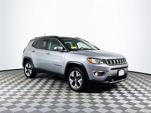 Used 2021 Jeep Compass Limited image 10